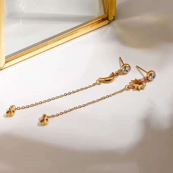Boho Celestial Sun & Moon‎ Mismatching Drop Earrings Waterproof Hypoallergenic - Picture 3 of 6